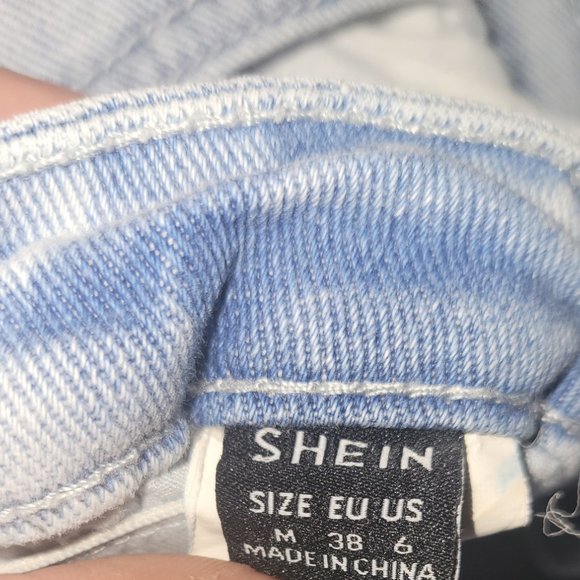 SHEIN Baggy Distressed Boyfriend Jeans - Picture 4 of 7
